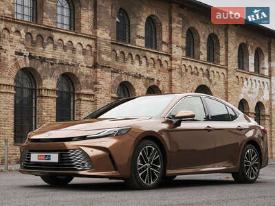 Toyota Camry 2025 Prestige