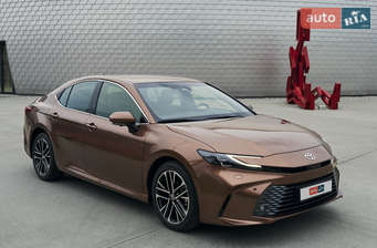 Toyota Camry 2025 в Запоріжжя