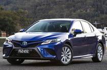 Toyota Camry Premium+