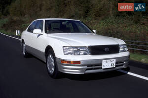 Toyota celsior II поколение Седан