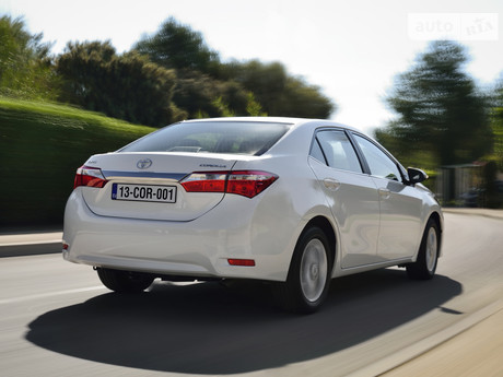 Toyota Corolla 2015