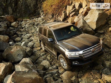 Toyota Land Cruiser 200 2010