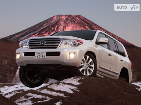 Toyota Land Cruiser 200 2015