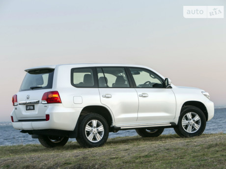 Toyota Land Cruiser 200 2009