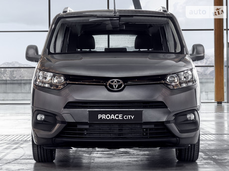 Toyota Proace City Verso 2024