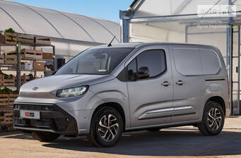 Toyota Proace City 2025 Business