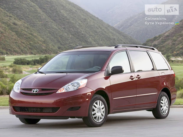 Toyota Sienna II поколение (FL) Минивэн