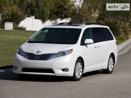 Toyota Sienna 2010