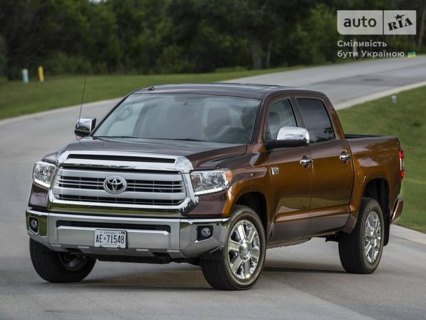 Toyota Tundra II поколение (FL) Пикап