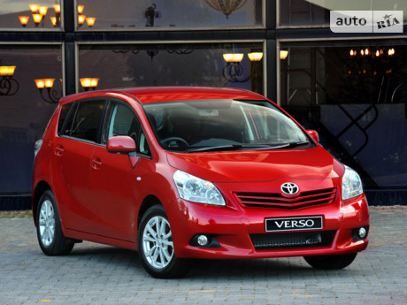 Toyota Verso 2012