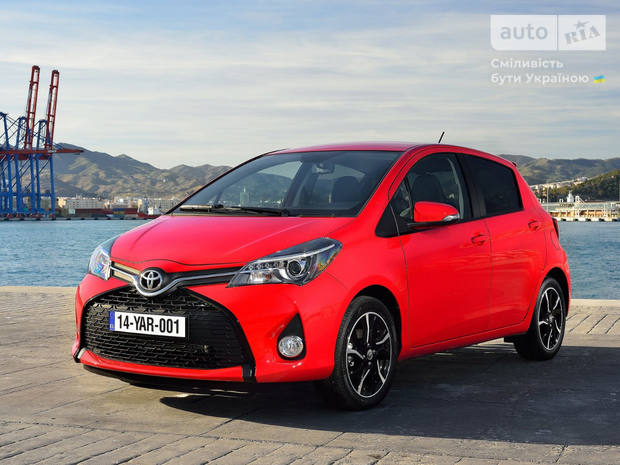 Toyota Yaris III поколение (FL) Хэтчбек