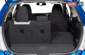 Toyota Yaris 2001