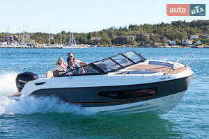 Uttern d70 I покоління Яхта