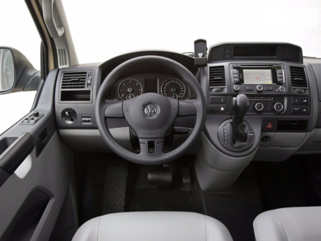 Volkswagen Caravelle 2014