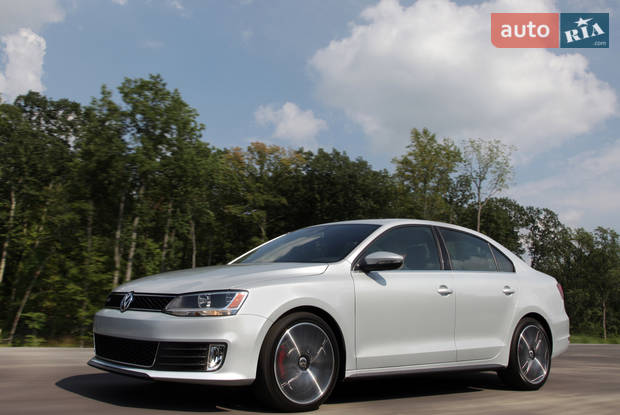 Volkswagen GLI 1.8 TSI MT (170 к.с.) Base 2015 Седан - фото 1