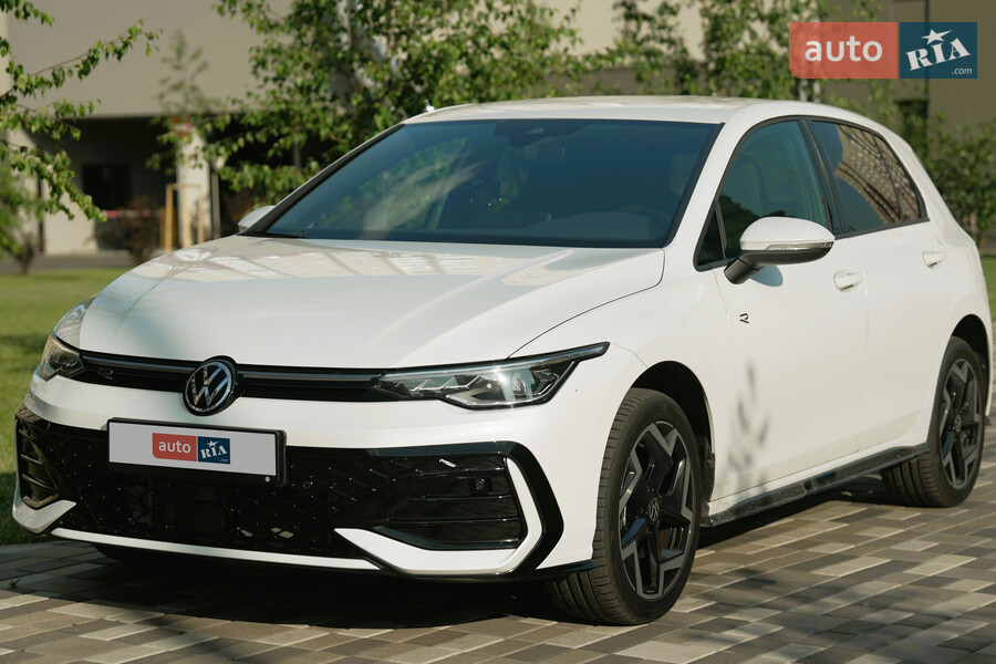 Новый Volkswagen Golf 8 поколение (FL) хэтчбек - фото 6