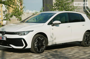 Volkswagen Golf 2025 R-Line