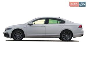 Volkswagen passat B8 (FL) Седан