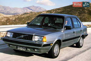 Volvo 360 I поколение (FL) Седан