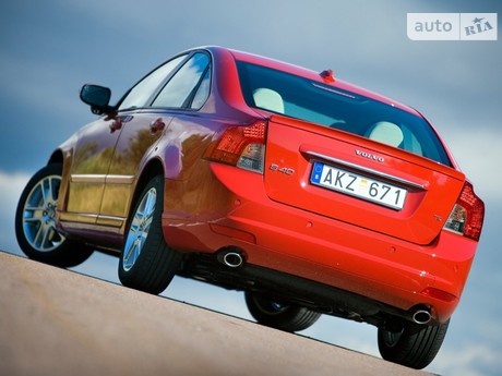 Volvo S40 2011