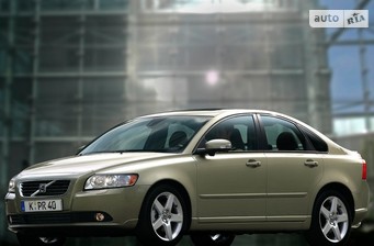 Volvo S40 2.0 MT (145 л.с.) 2002