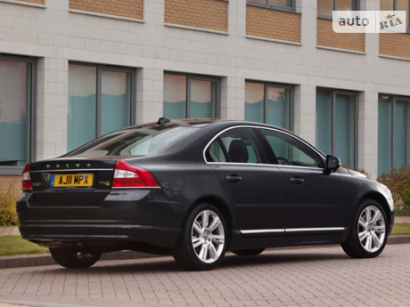 Volvo S80