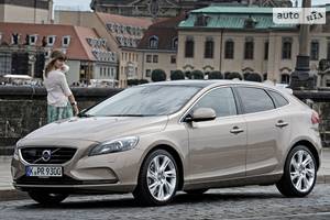 Volvo v40 II поколение Хэтчбек