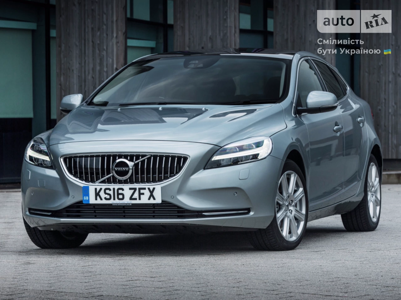 Volvo V40 Summum