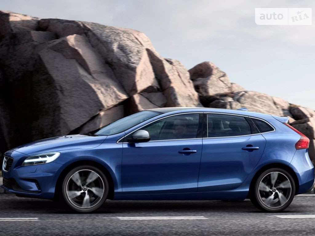 Volvo V40 Momentum