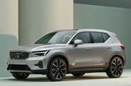 Volvo XC40 Plus Dark