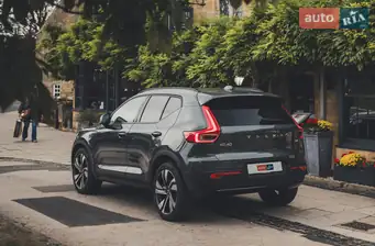Volvo XC40