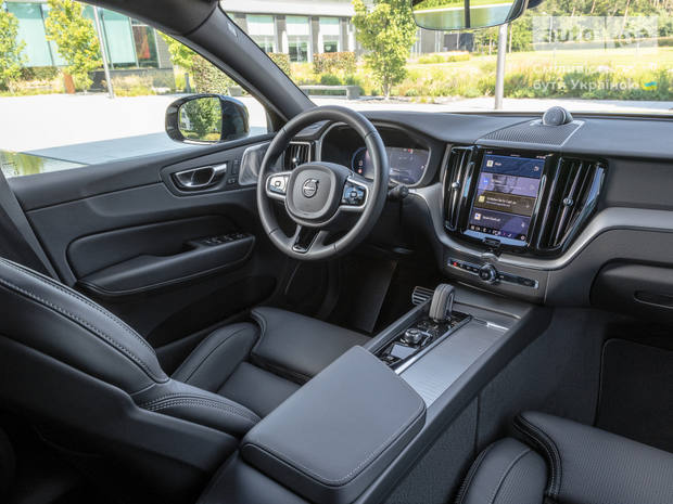 Volvo XC60 2025