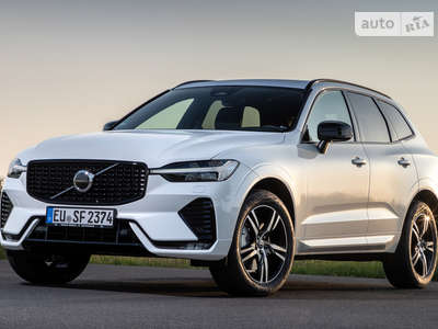 Volvo XC60 2024 Plus Dark