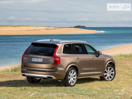 Volvo XC90