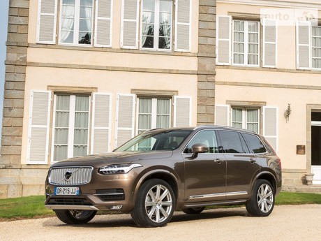 Volvo XC90