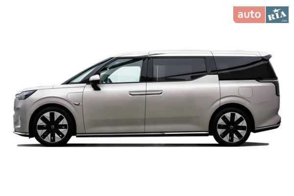 Volvo EM90 2024 