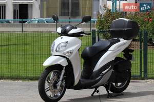 Yamaha xenter I поколение Скутер