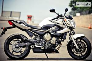 Yamaha xj VIII поколение Мотоцикл