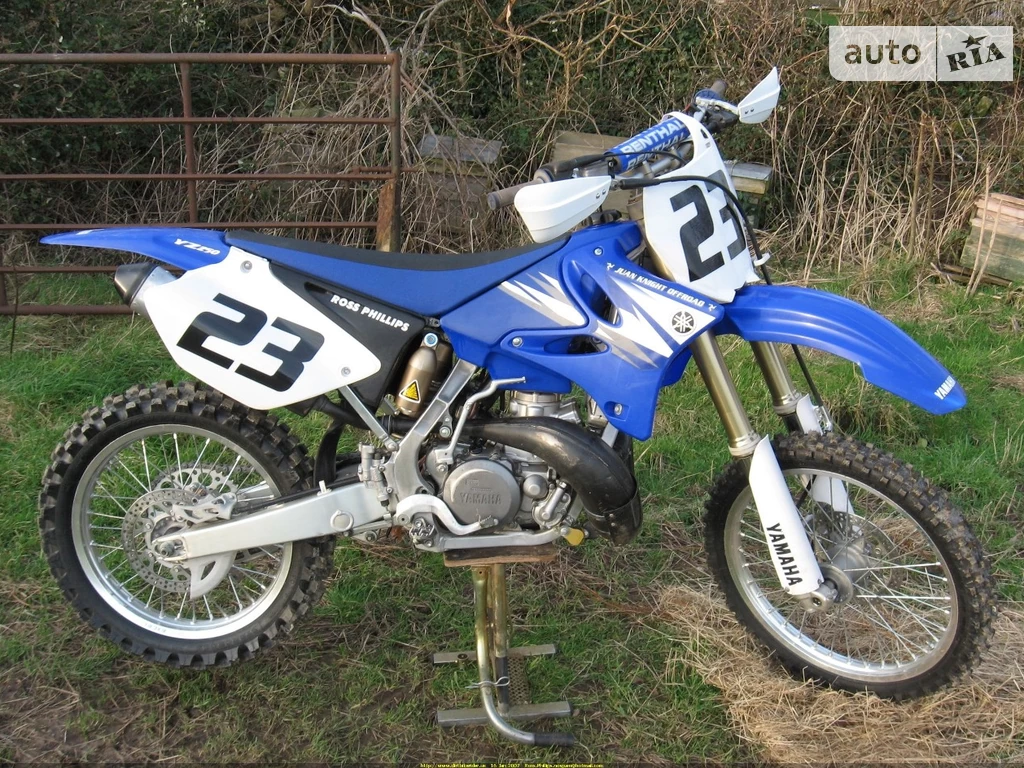 Yamaha YZ Base