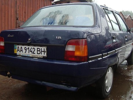 ЗАЗ 1103 Славута 2003