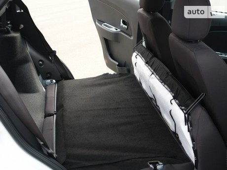 ЗАЗ Forza 1.5 MT (109 л.с.) 2012