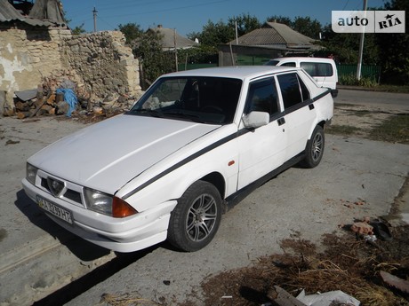 Alfa Romeo 75