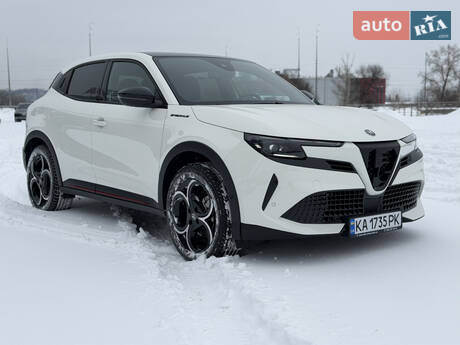 Alfa Romeo Junior 2025 в Киеве