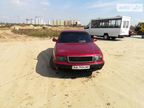 Audi 100