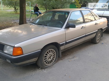 Audi 100 1987