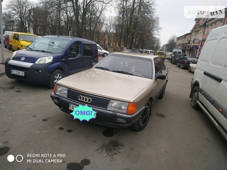 Audi 100 1985