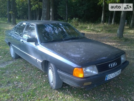 AUTO.RIA – Отзыв Audi 100 1986 года от Назар 2021-12-12