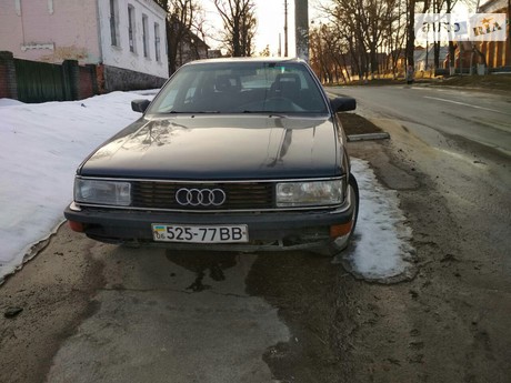 Audi 200