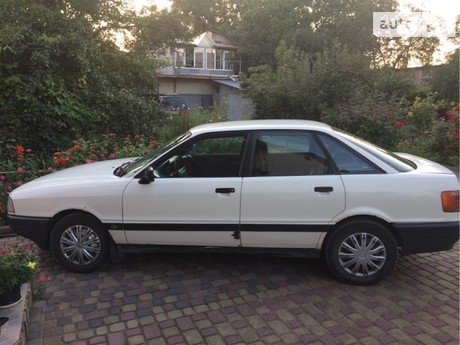 80 Audi 80