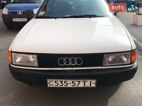 80 Audi 80